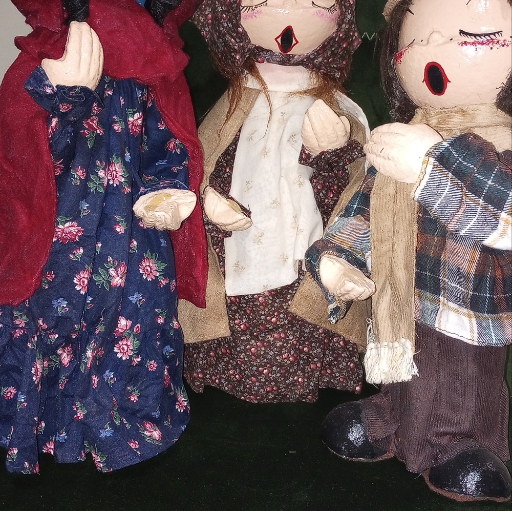 HANDMADE CAROLLERS